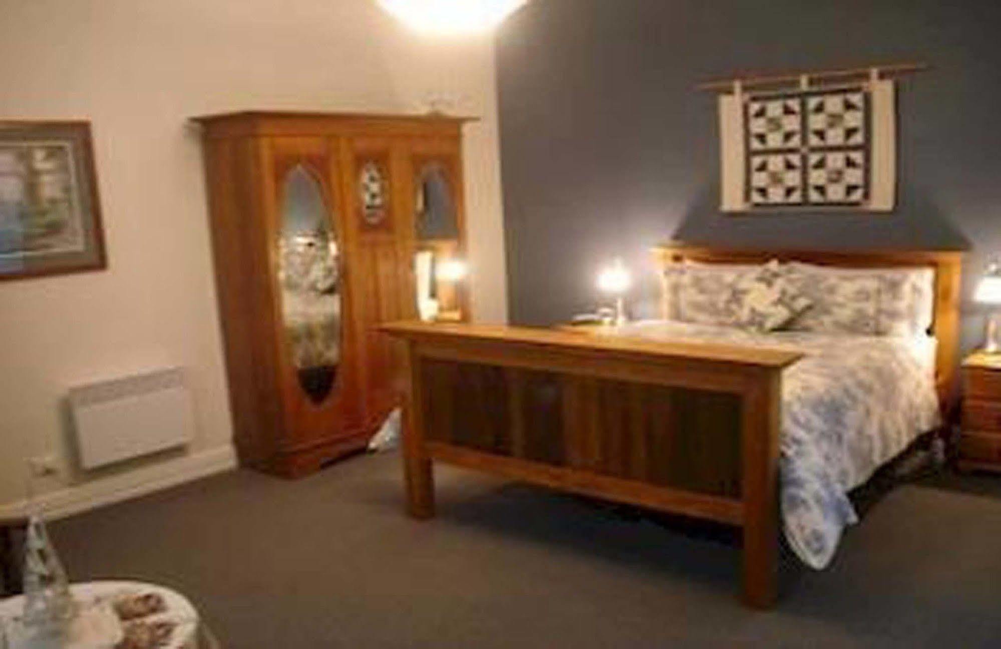 Bed and Breakfast Walton House à Huonville Extérieur photo