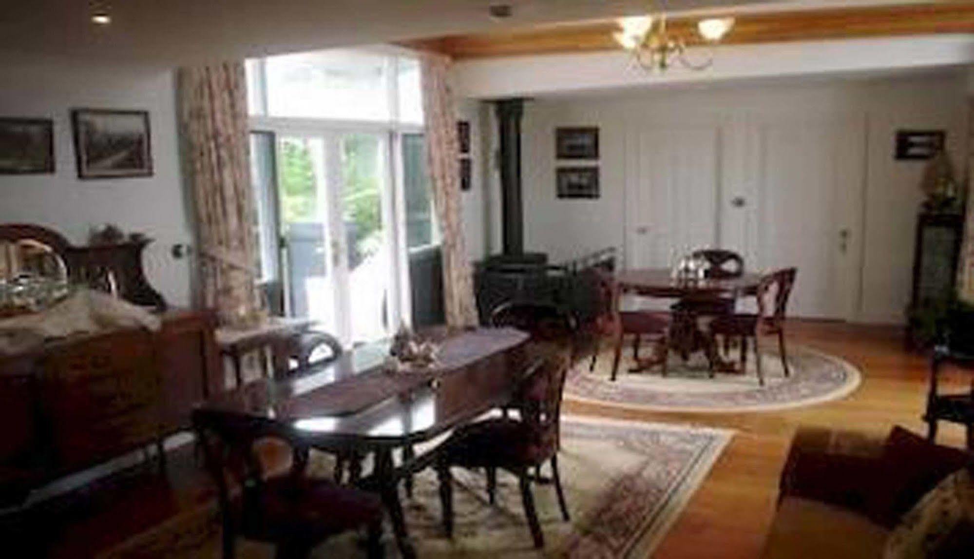Bed and Breakfast Walton House à Huonville Extérieur photo