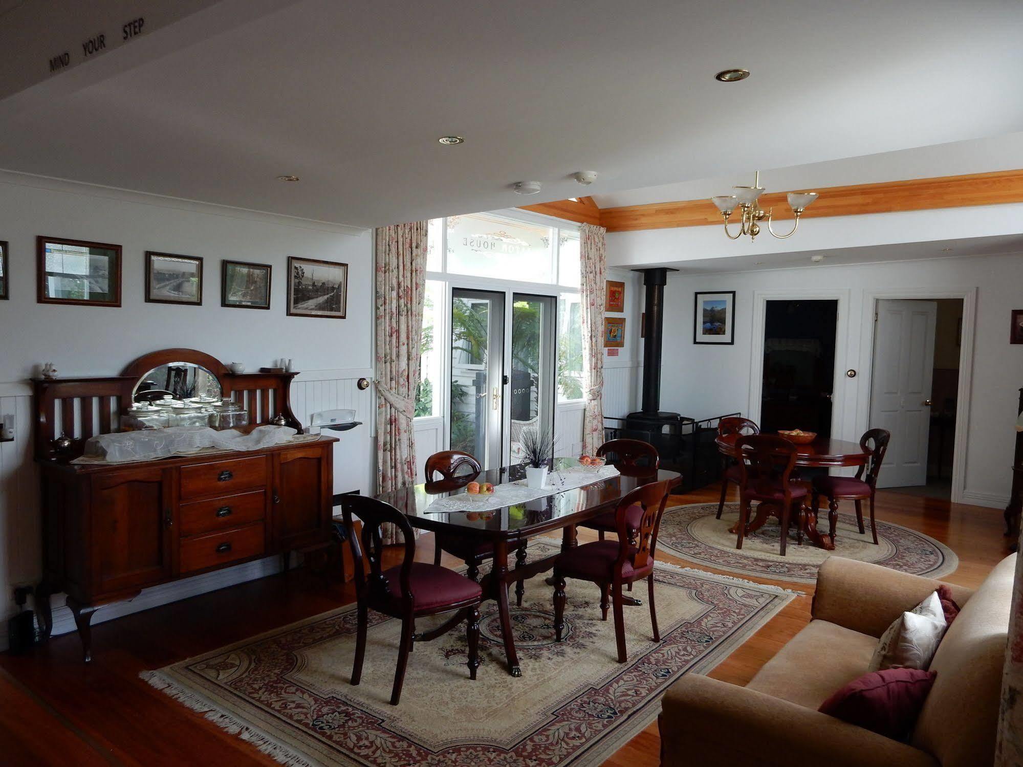 Bed and Breakfast Walton House à Huonville Extérieur photo